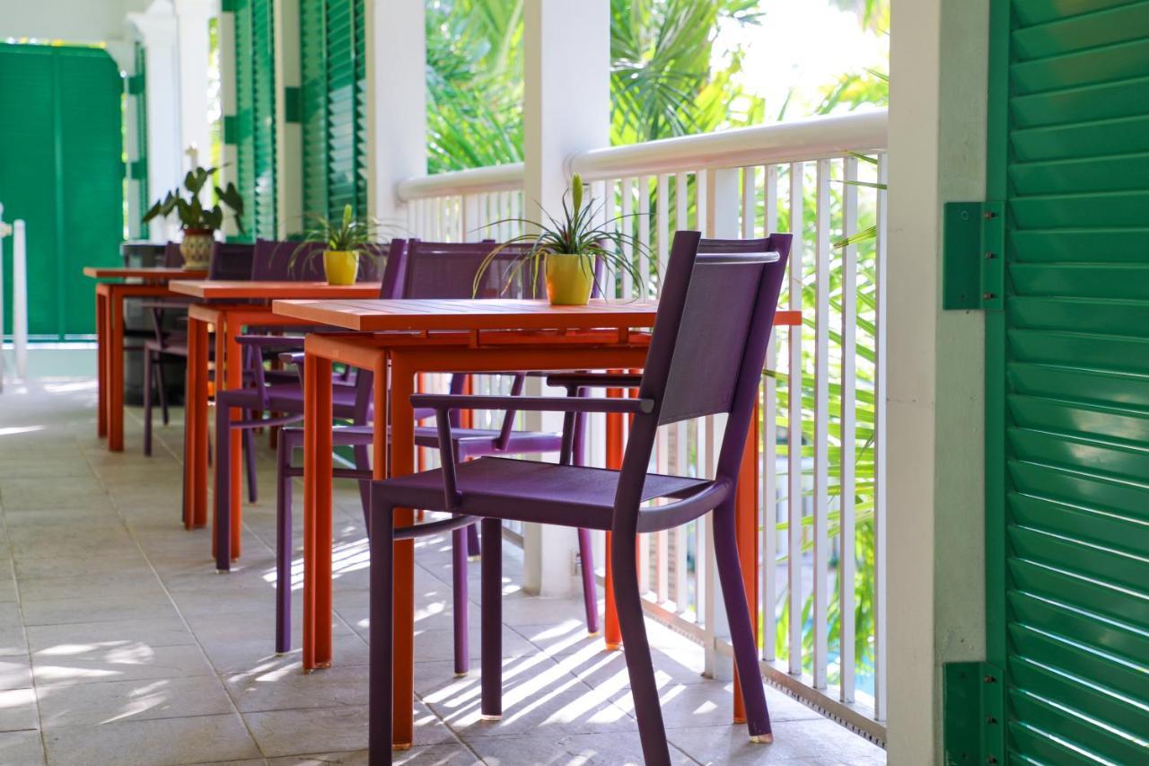 Almond Tree Inn - Adults Only Key West Buitenkant foto